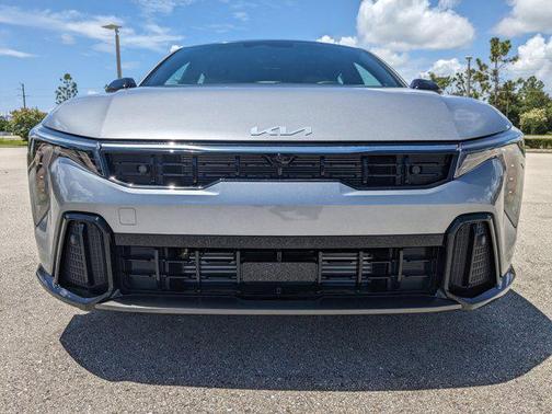2025 Kia K4 GT-Line Turbo