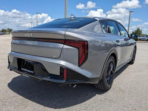 2025 Kia K4 GT-Line Turbo