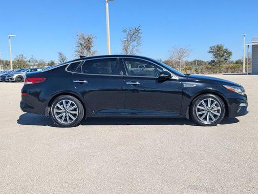2019 Kia Optima EX