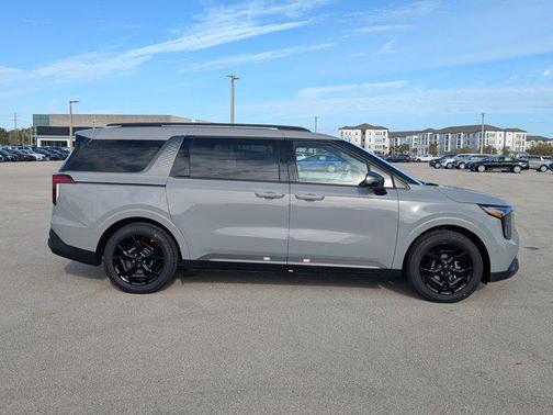 Ceramic Silver 2026 Kia Carnival SX Prestige