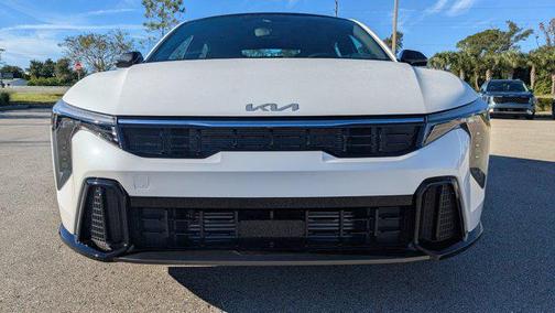 2025 Kia K4 GT-Line Turbo