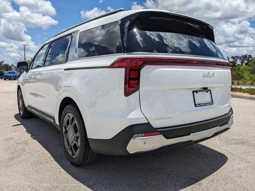 2026 Kia Carnival Hybrid SX