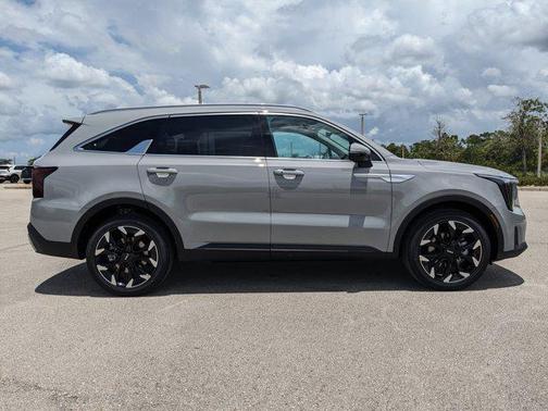 2025 Kia Sorento EX