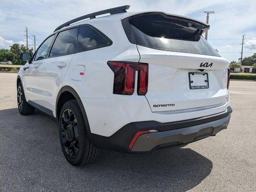2025 Kia Sorento SX