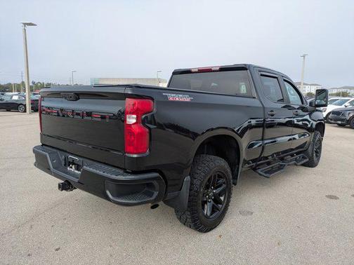 2022 Chevrolet Silverado 1500 Custom Trail Boss