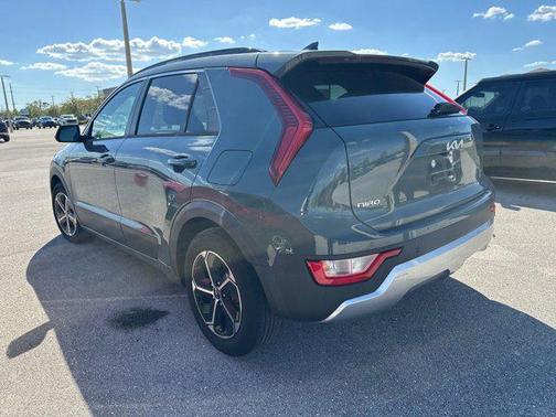 2023 Kia Niro EX