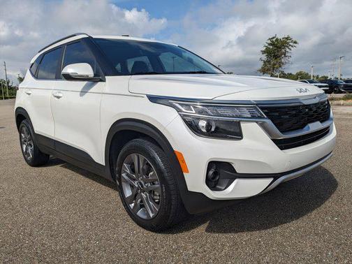 2023 Kia Seltos S