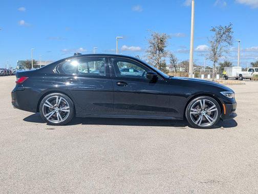 2022 BMW 330 330i