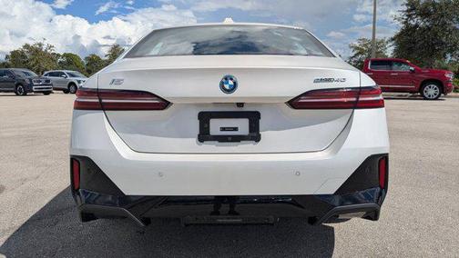 2024 BMW i5 eDrive40