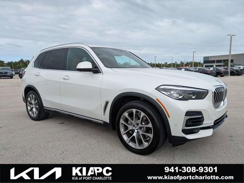 Mineral White Metallic 2023 BMW X5 xDrive40i