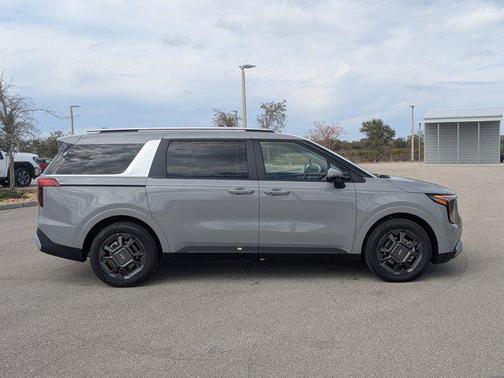 Ceramic Silver 2026 Kia Carnival Hybrid EX