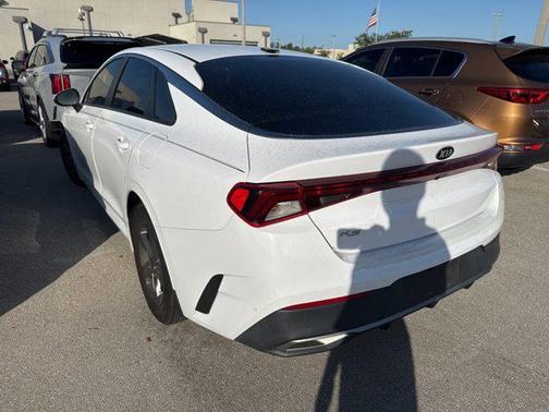 2021 Kia K5 LX
