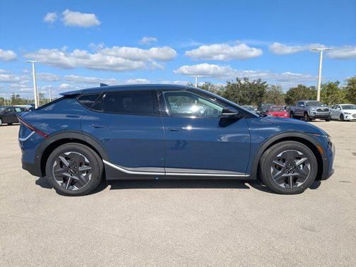 2025 Kia EV6 Light Long Range