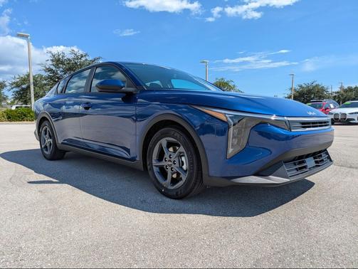 Deep Sea Blue 2026 Kia K4 LXS