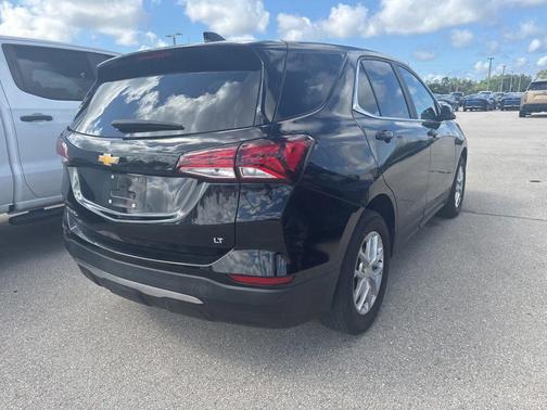 Mosaic Black Metallic 2024 Chevrolet Equinox 1LT