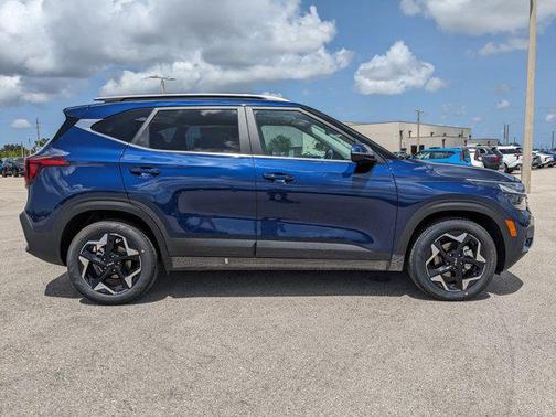 2025 Kia Seltos EX