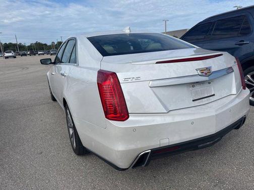 Crystal White Tricoat 2019 Cadillac CTS 3.6L Luxury