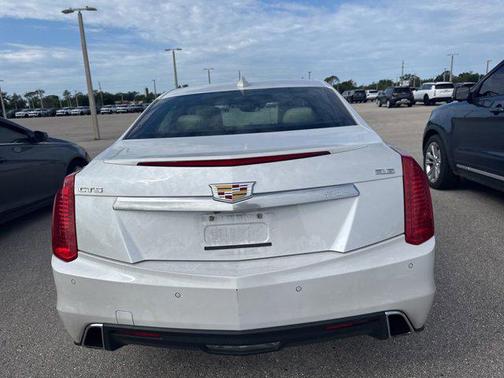 Crystal White Tricoat 2019 Cadillac CTS 3.6L Luxury