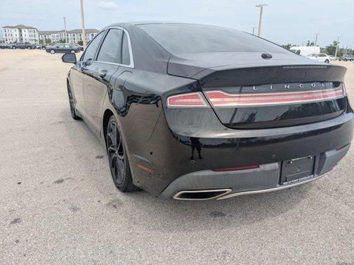 Infinite Black Metallic 2020 Lincoln MKZ Reserve