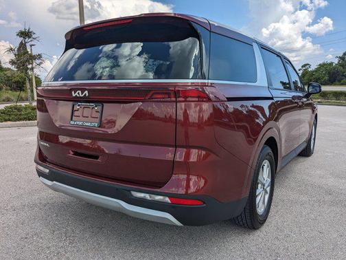 2023 Kia Carnival LX
