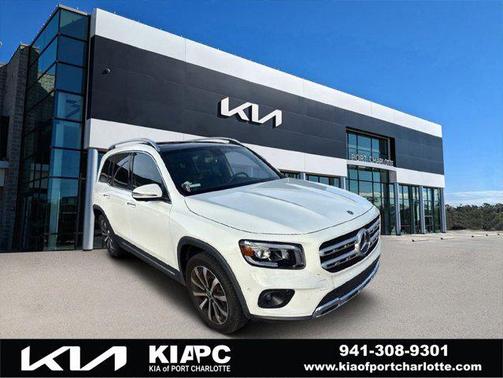 Polar White 2022 Mercedes-Benz GLB 250 4MATIC