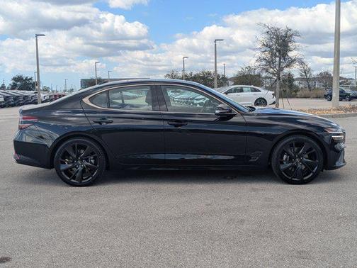 2023 Genesis G70 2.0T RWD