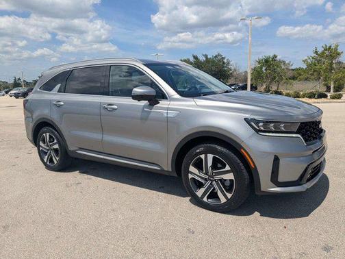 Steel Gray 2023 Kia Sorento Hybrid SX Prestige