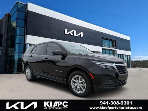 Mosaic Black Metallic 2022 Chevrolet Equinox LS