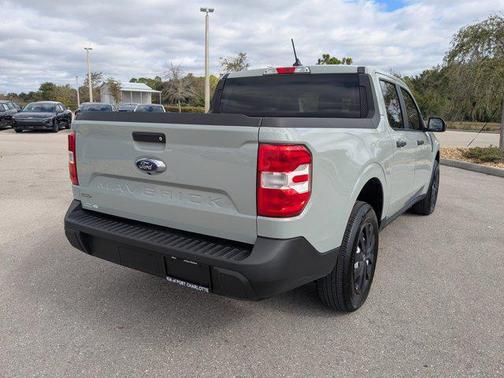2024 Ford Maverick XL