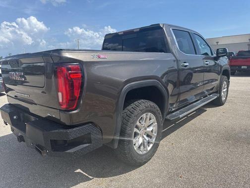 Smokey Quartz Metallic 2019 GMC Sierra 1500 SLT
