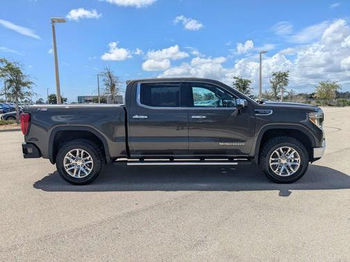 Smokey Quartz Metallic 2019 GMC Sierra 1500 SLT
