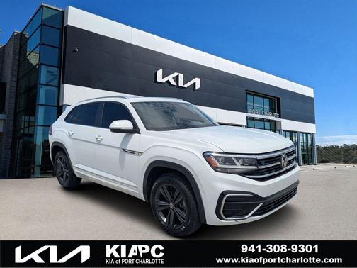 Pure White 2021 Volkswagen Atlas Cross Sport 3.6L V6 SE w/Technology R-Line