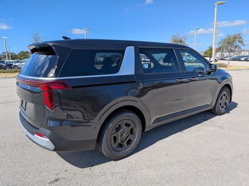 Panthera Metal 2026 Kia Carnival LXS