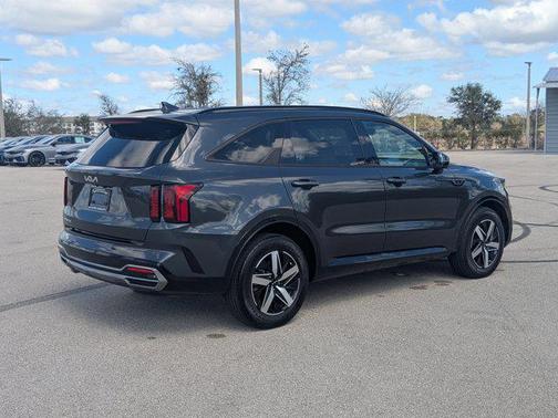 2023 Kia Sorento S