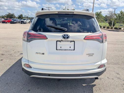 Blizzard Pearl 2016 Toyota RAV4 Limited