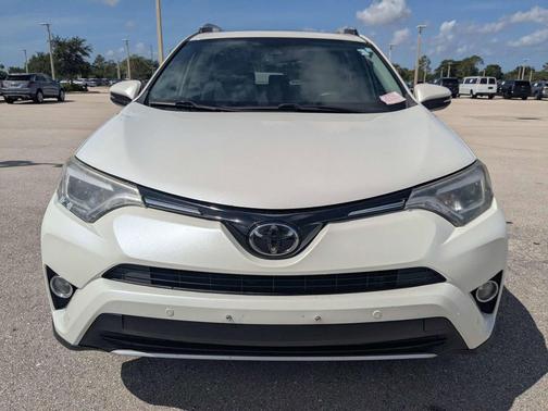 Blizzard Pearl 2016 Toyota RAV4 Limited