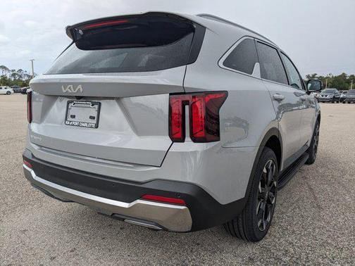 2025 Kia Sorento EX