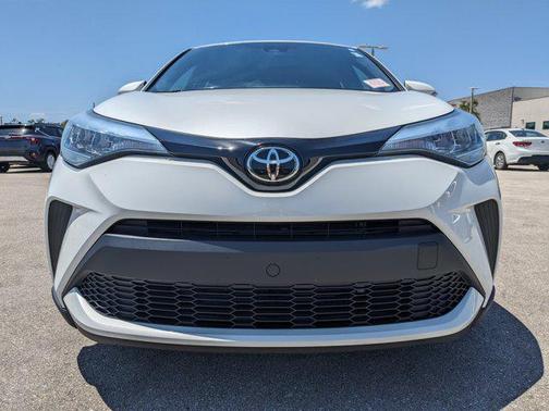 2021 Toyota C-HR XLE