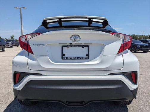 2021 Toyota C-HR XLE