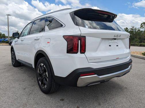 2025 Kia Sorento S
