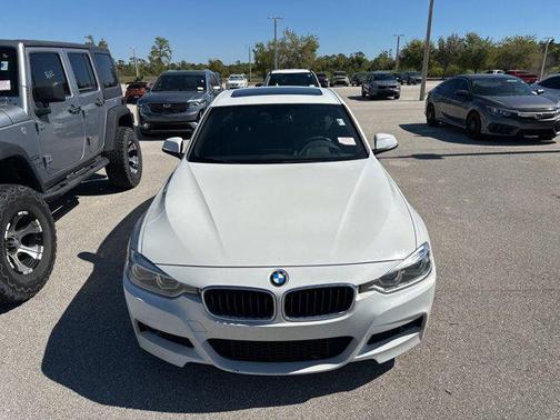 Alpine White 2018 BMW 330 330i