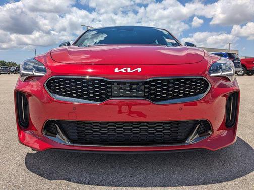 2023 Kia Stinger GT2