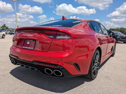 2023 Kia Stinger GT2