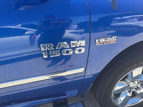 Blue Streak Pearlcoat 2017 RAM 1500 Big Horn