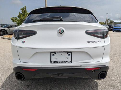 2024 Alfa Romeo Stelvio Sprint AWD