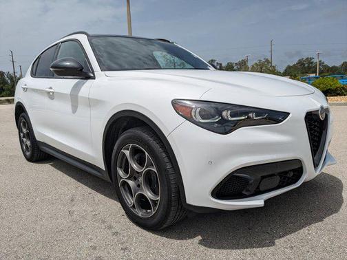 2024 Alfa Romeo Stelvio Sprint AWD