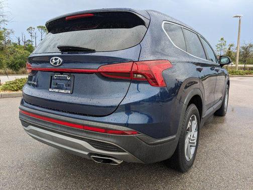 2021 Hyundai SANTA FE SE
