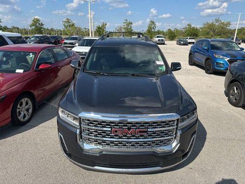 2022 GMC Acadia Denali