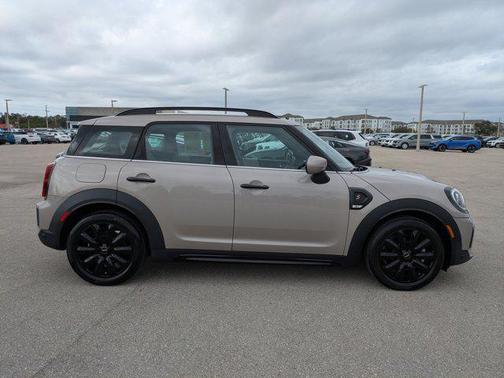 2023 MINI Countryman Cooper S