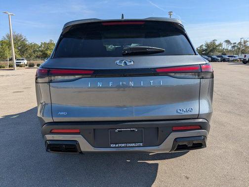 2024 INFINITI QX60 Luxe
